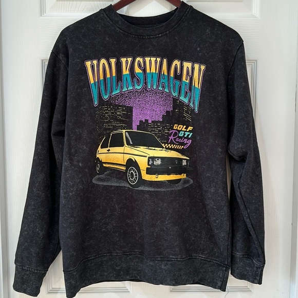 Tops - Volkswagen Sweatshirt size M